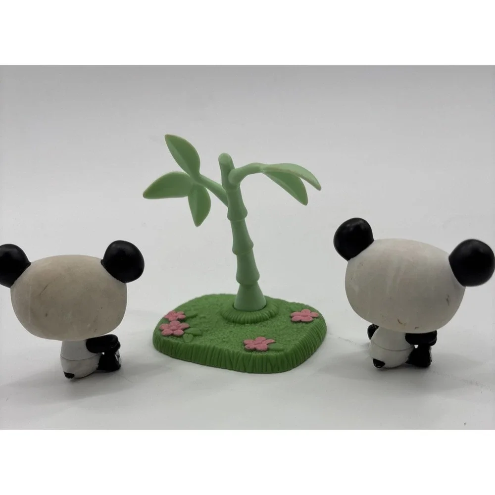 LPS Littlest Pet Shop Retired Pandas with Bamboo Tree‎ Two #90 All Included